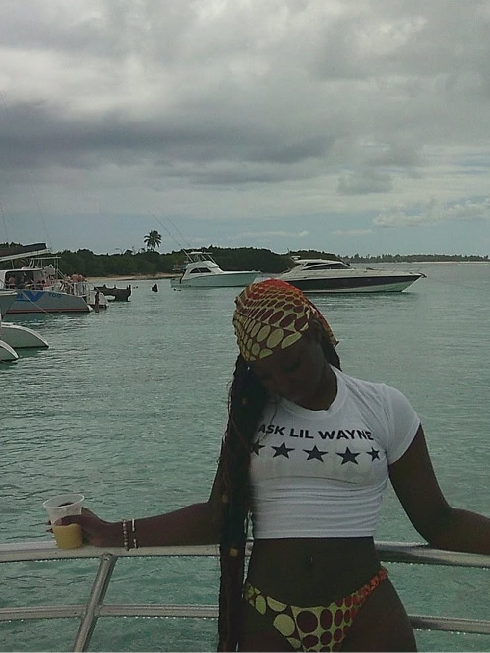 “ASK LIL WAYNE ⭐️⭐️⭐️⭐️⭐️” White Graphic Crop Tee w/ Stars